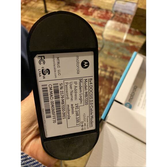 Motorola 8x4 CABLE MODEM Model MB7220 New - Picture 15 of 16